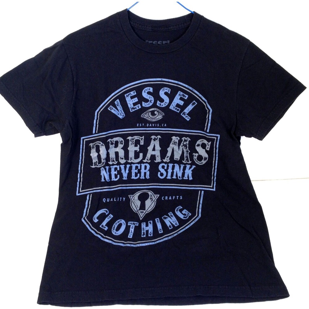 Vessel Short Sleeve Tee T-Shirts Adult Size Medium Dreams Never Sink  USA Made